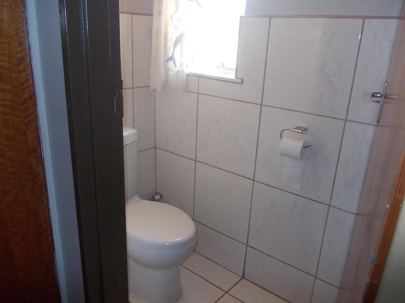 4 Bedroom Property for Sale in Langenhovenpark Free State